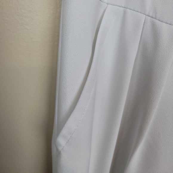 Trina Turk Banning Crepe White Jumpsuit size 0 - Picture 7 of 11